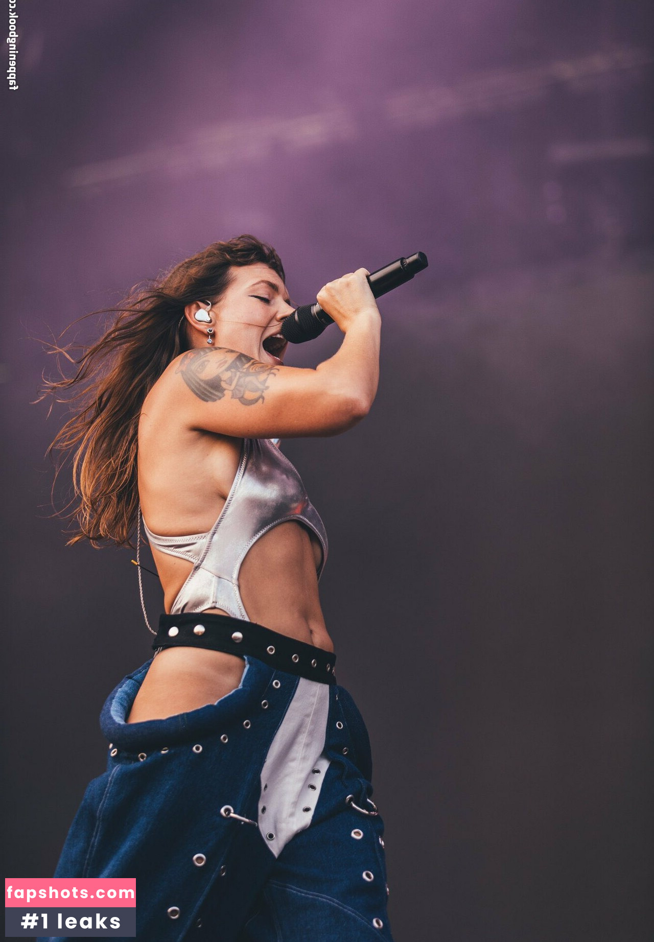 Tove Lo gallery photo #96