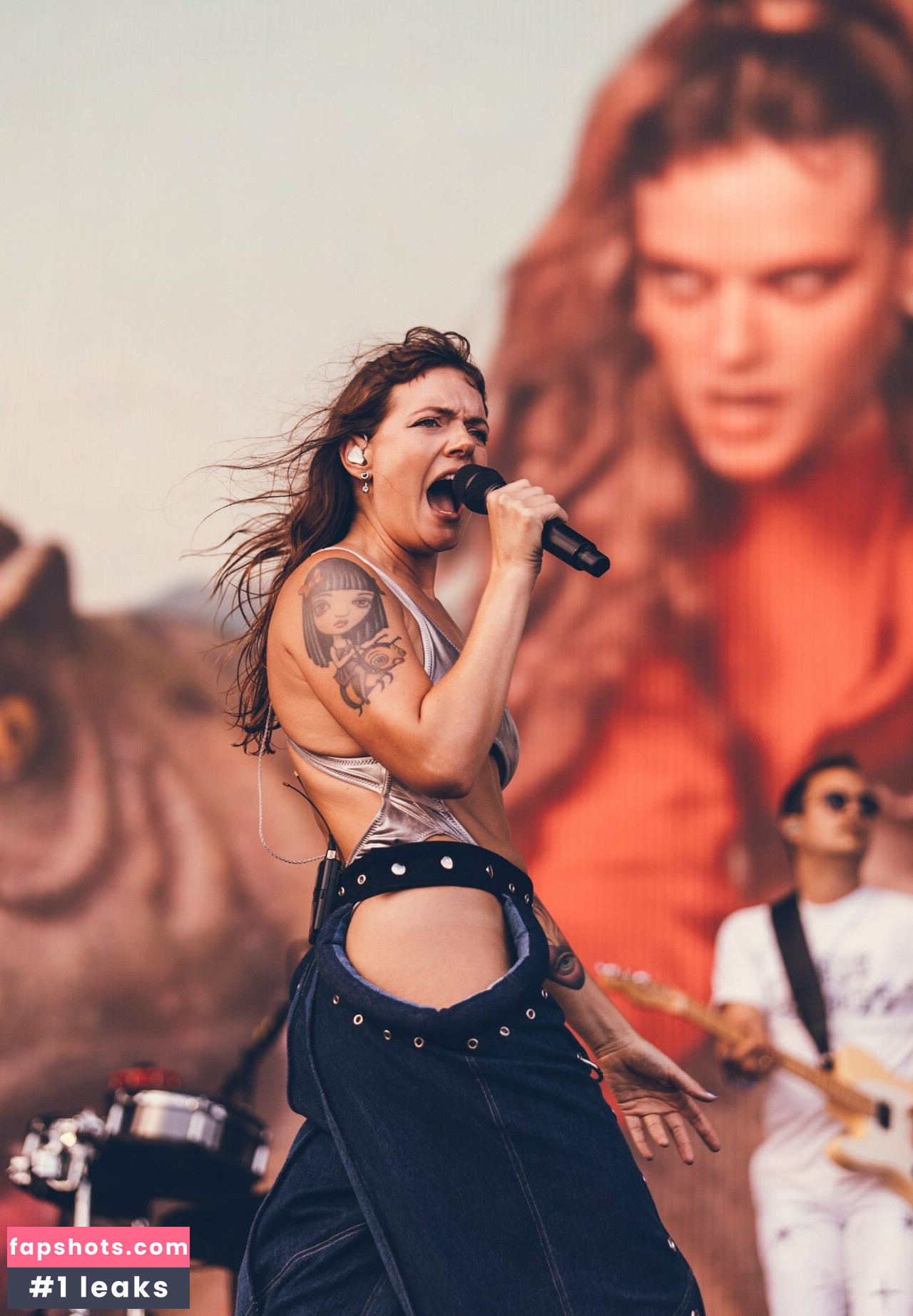 Tove Lo gallery photo #98