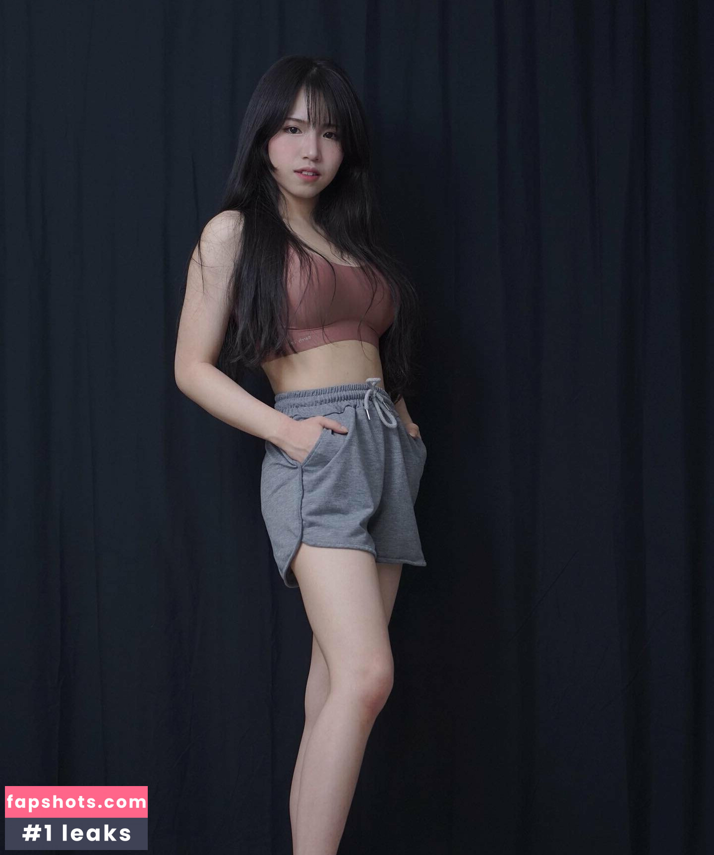 Toxickbunny nude babe gallery