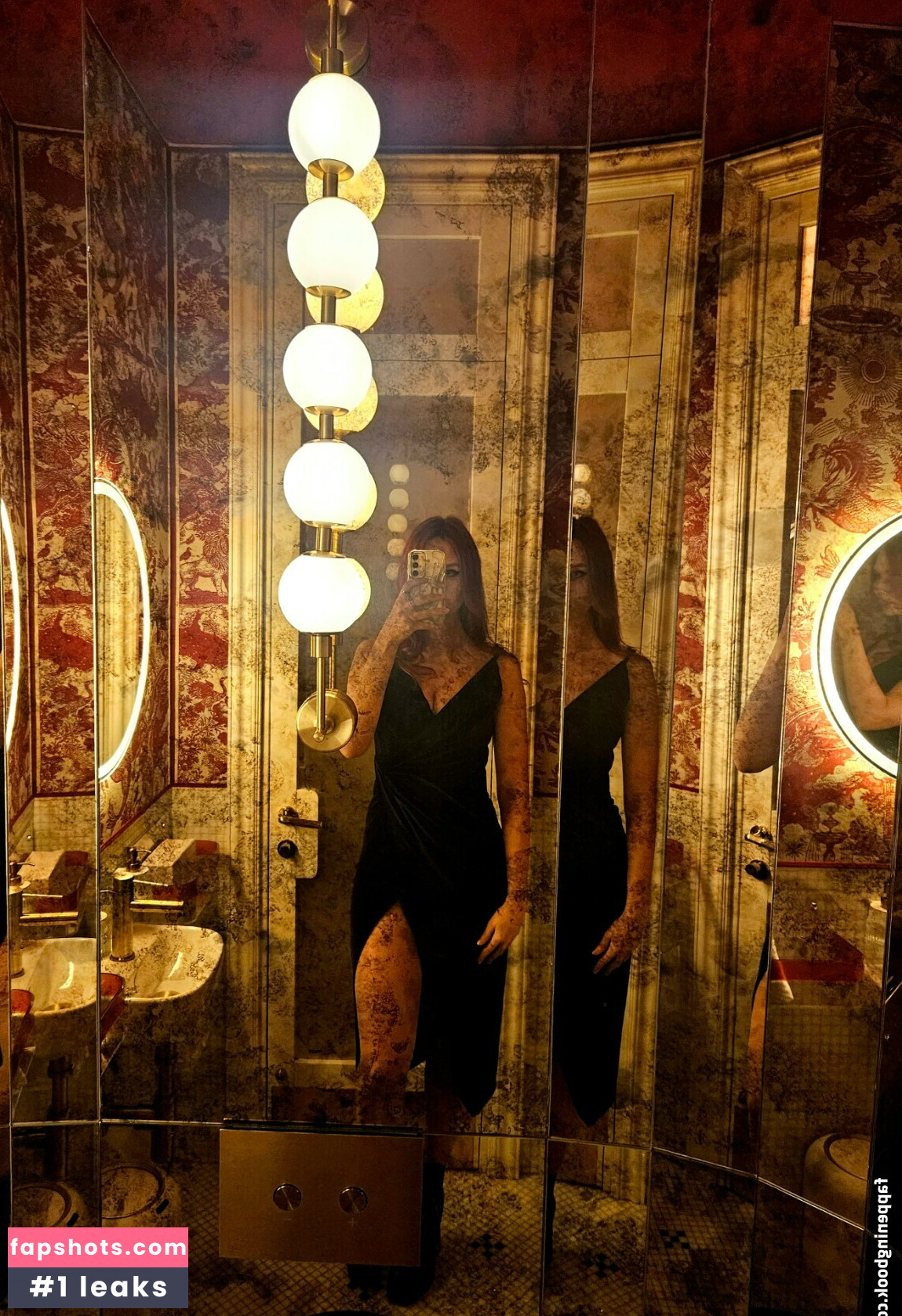 ToxieFoxy gallery photo #5