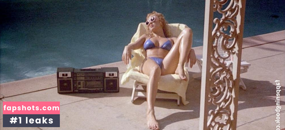 Traci Lords gallery photo #40