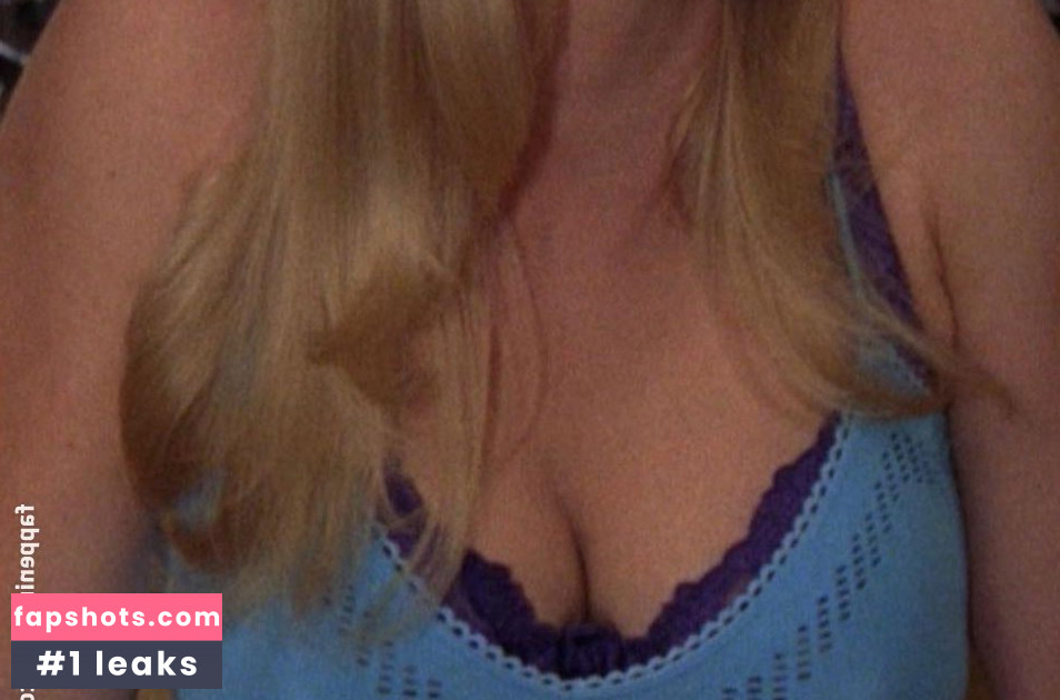 Traci Lords gallery photo #49