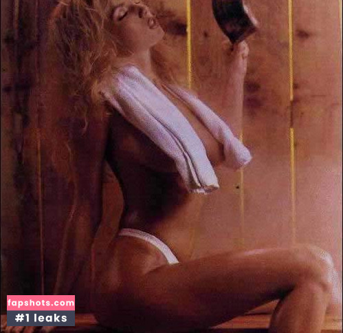 Traci Lords gallery photo #63