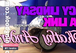 Tracy Lindsay gallery photo #11