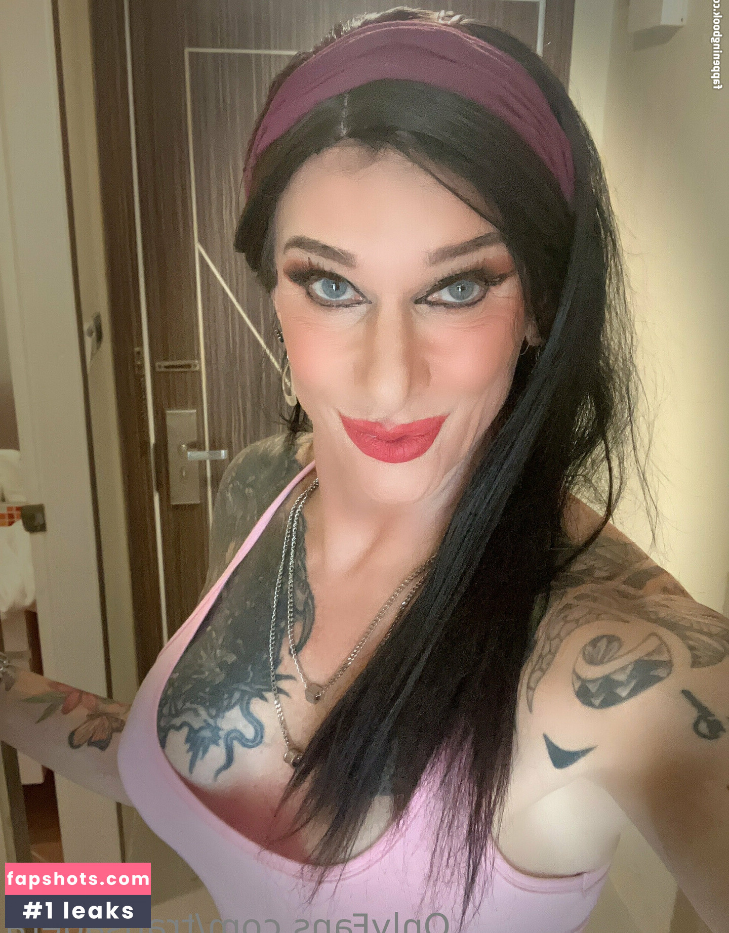 transagera gallery photo #3