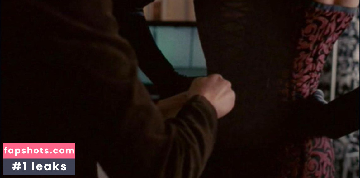 Tricia Helfer gallery photo #120