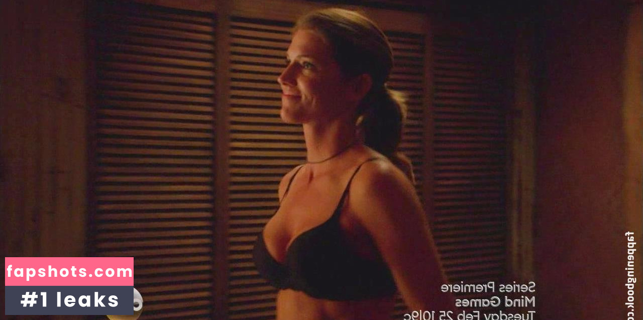 Tricia Helfer gallery photo #133