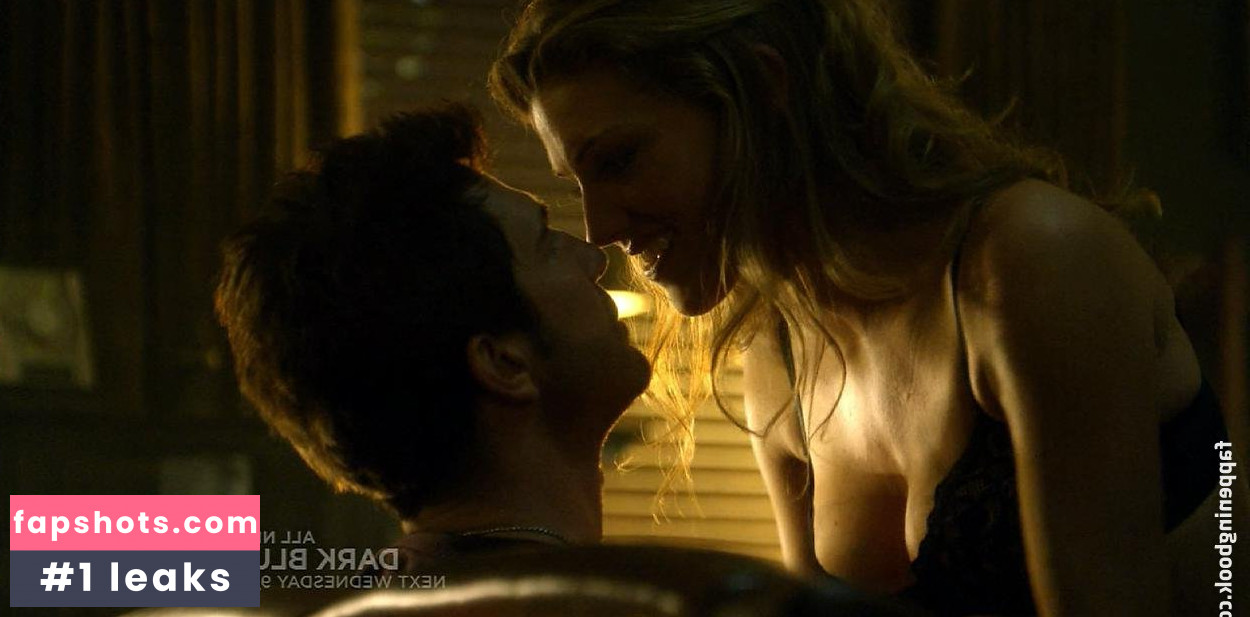 Tricia Helfer gallery photo #144