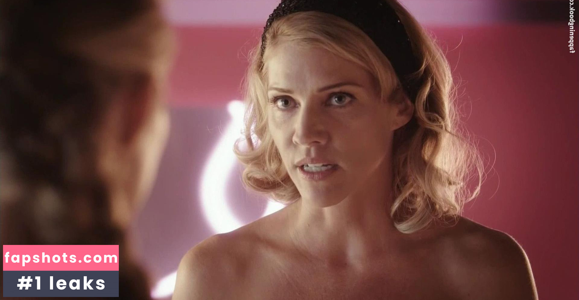 Tricia Helfer gallery photo #167