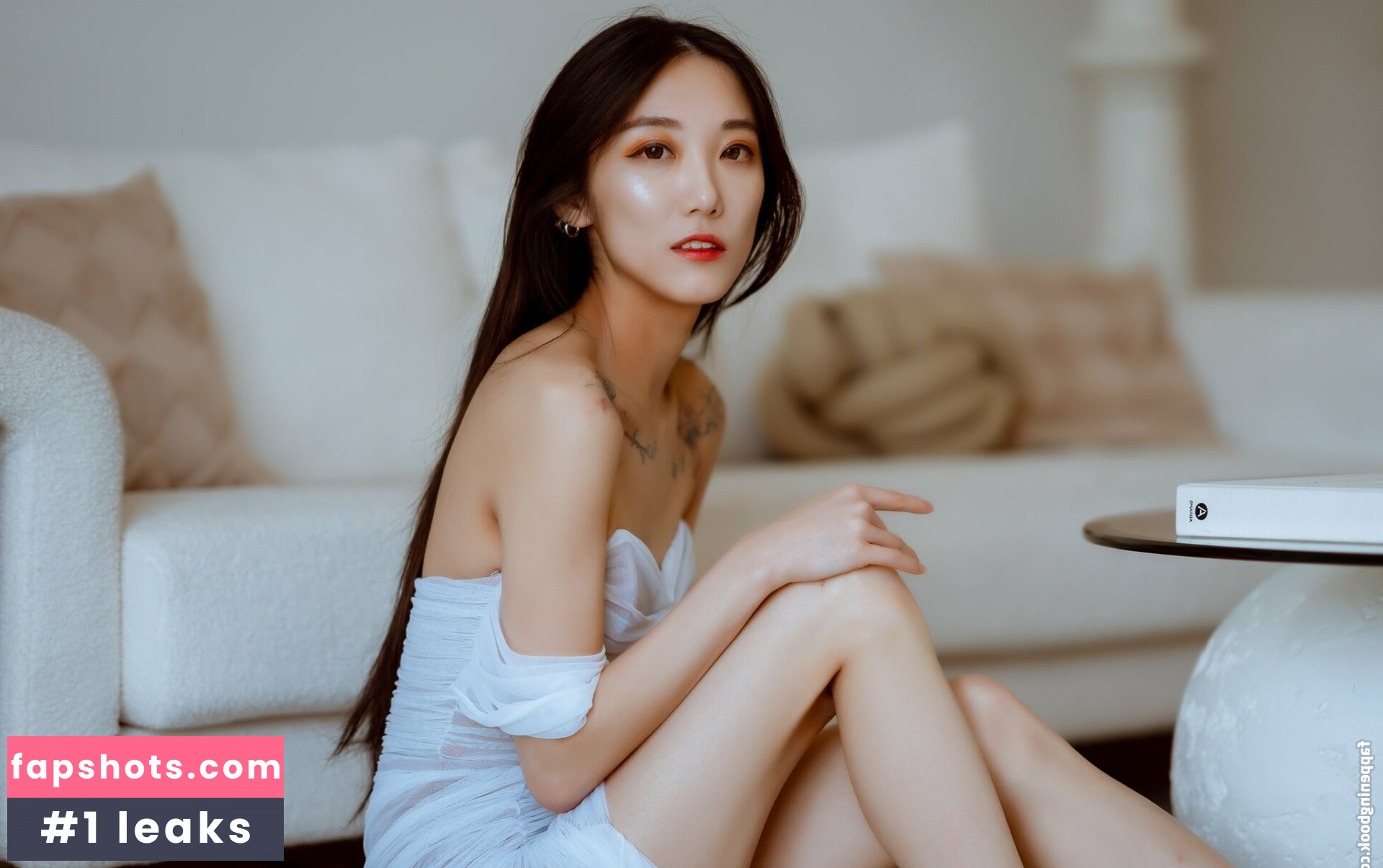 triciaisabirdy gallery photo #25