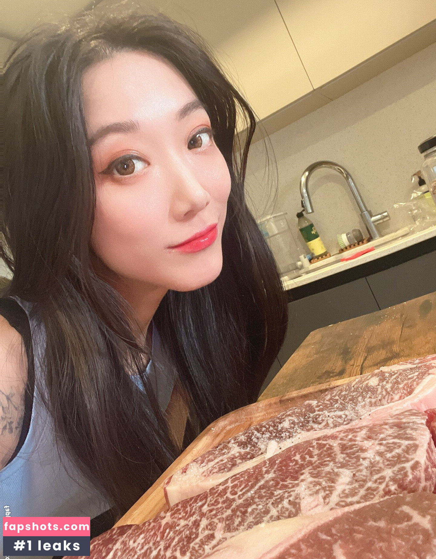 triciaisabirdy gallery photo #29