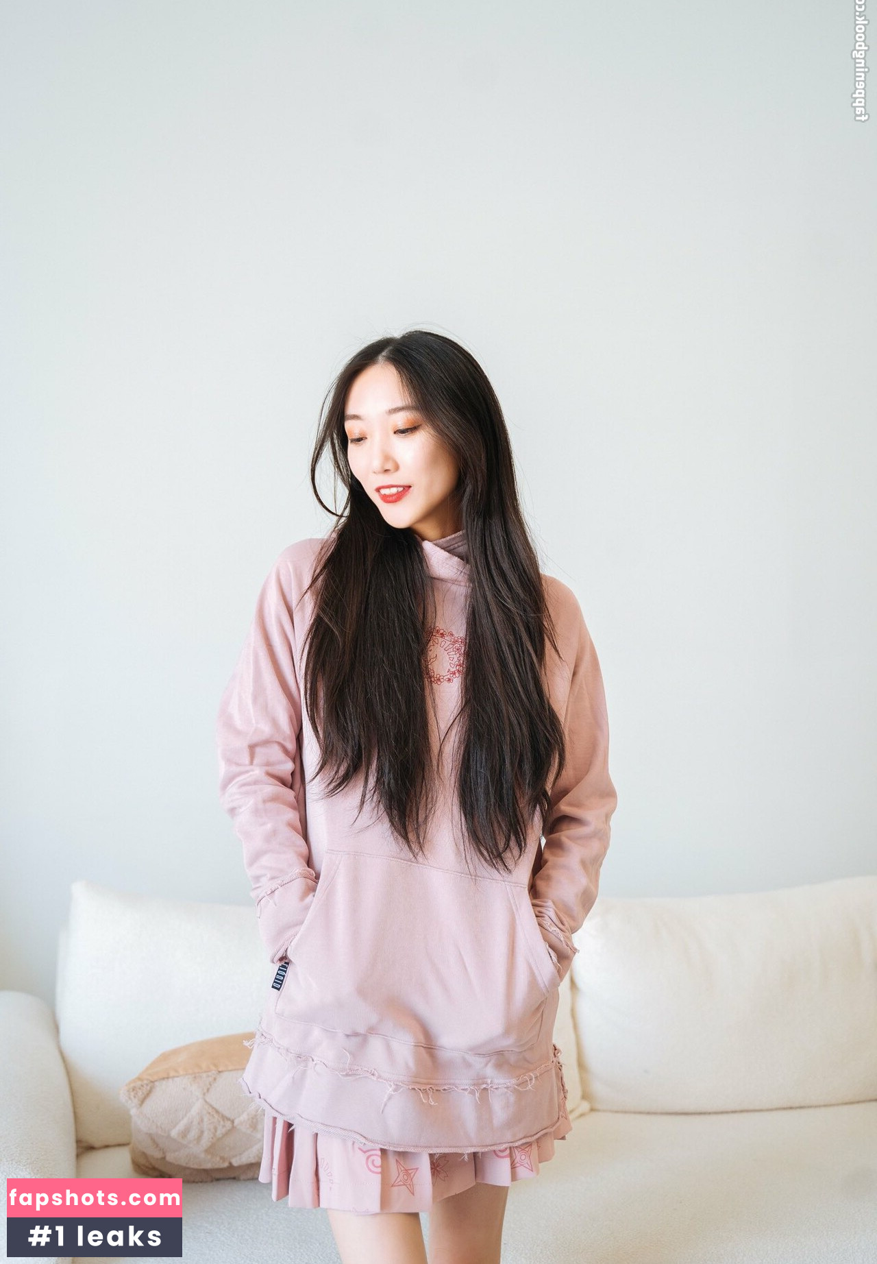 triciaisabirdy gallery photo #32