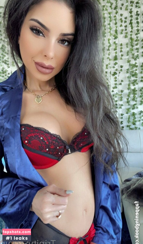 Trinity St. Clair gallery photo #17