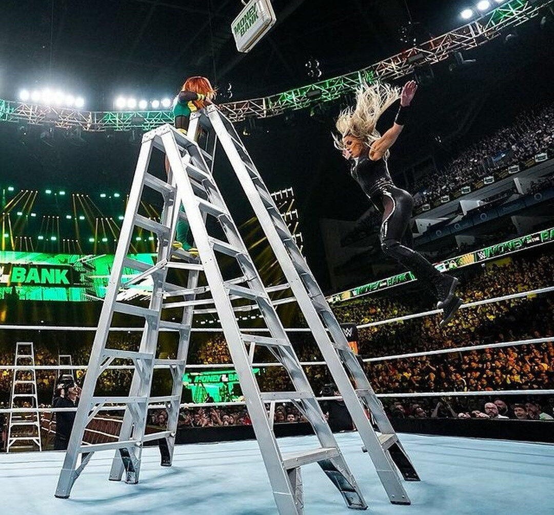 trish-stratus gallery photo #1003