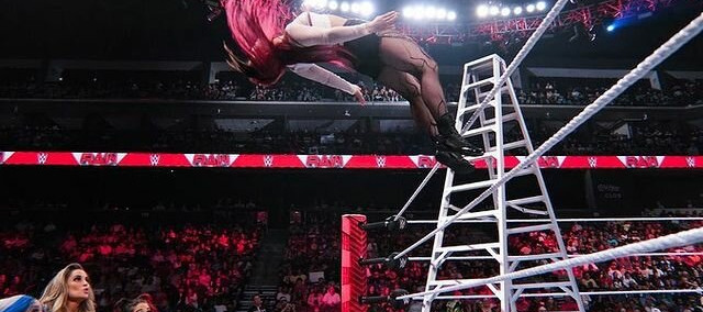 trish-stratus gallery photo #1016