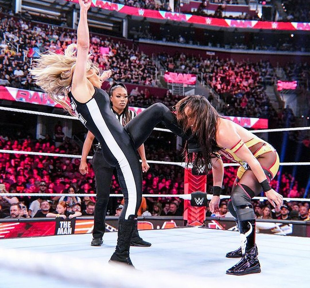 trish-stratus gallery photo #1023