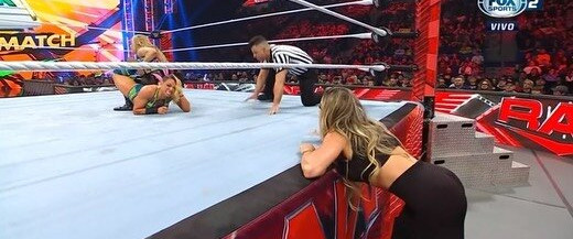 trish-stratus gallery photo #1053