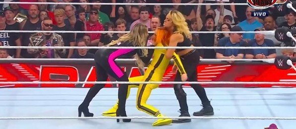 trish-stratus gallery photo #1068