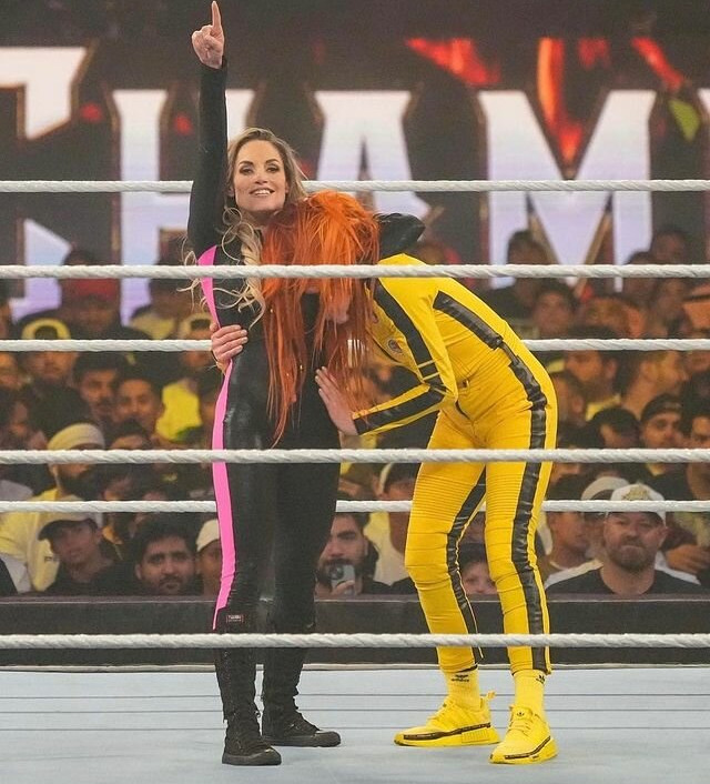 trish-stratus gallery photo #1083