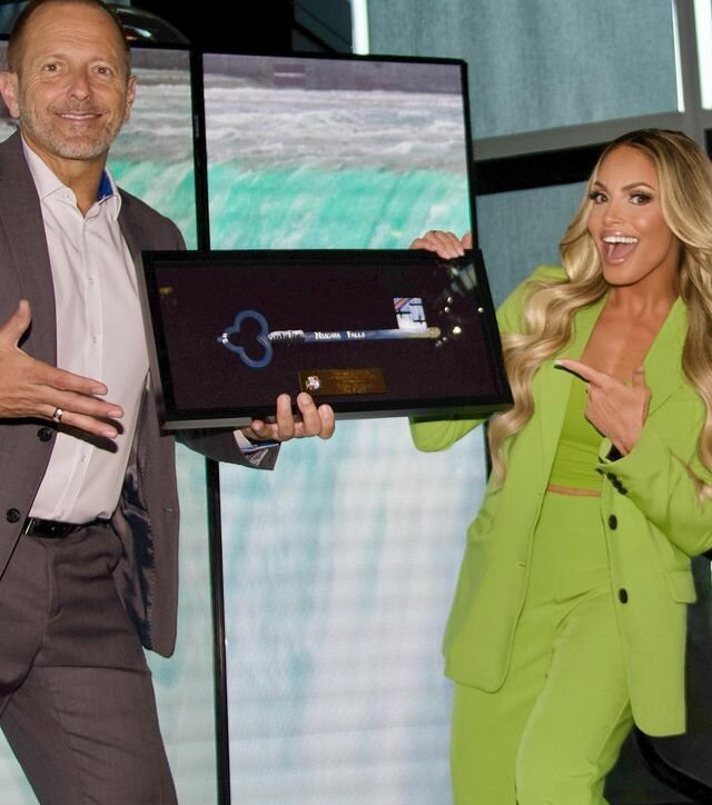 trish-stratus gallery photo #1102