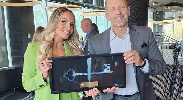 trish-stratus gallery photo #1110