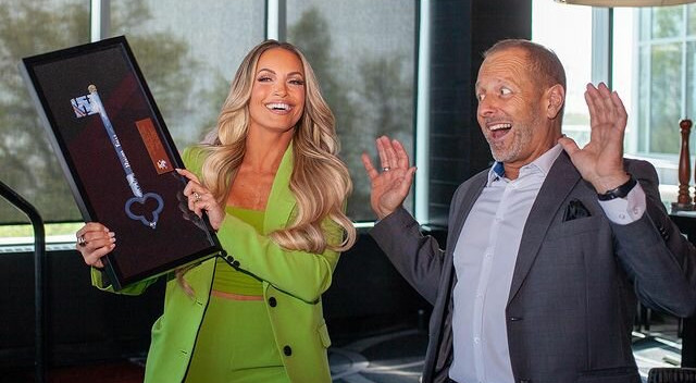 trish-stratus gallery photo #1115