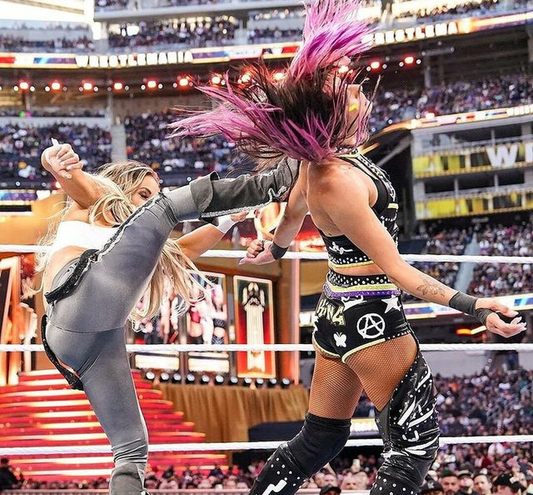 trish-stratus gallery photo #1227