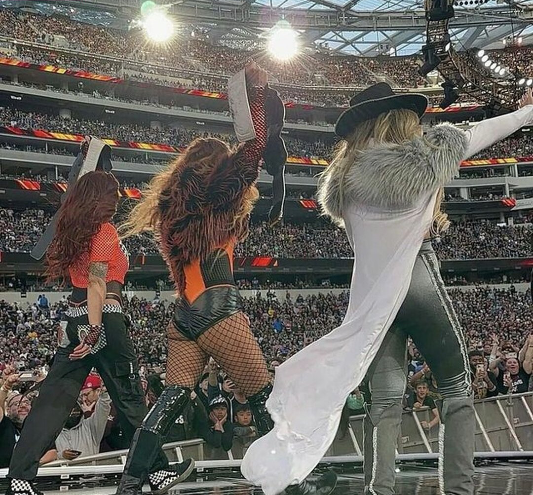 trish-stratus gallery photo #1237