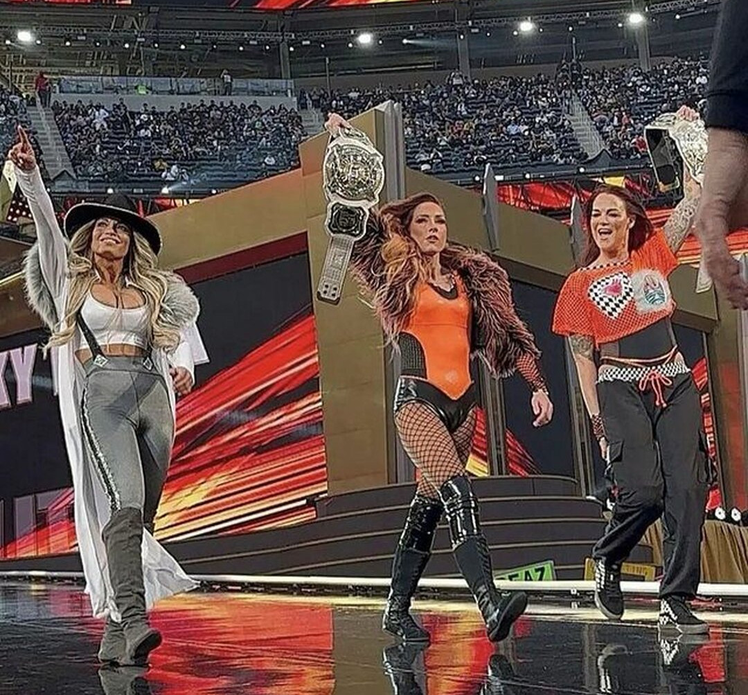 trish-stratus gallery photo #1249