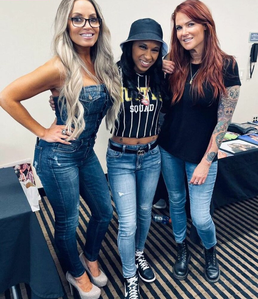 trish-stratus gallery photo #1714