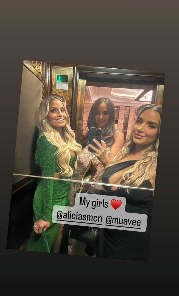 trish-stratus gallery photo #837