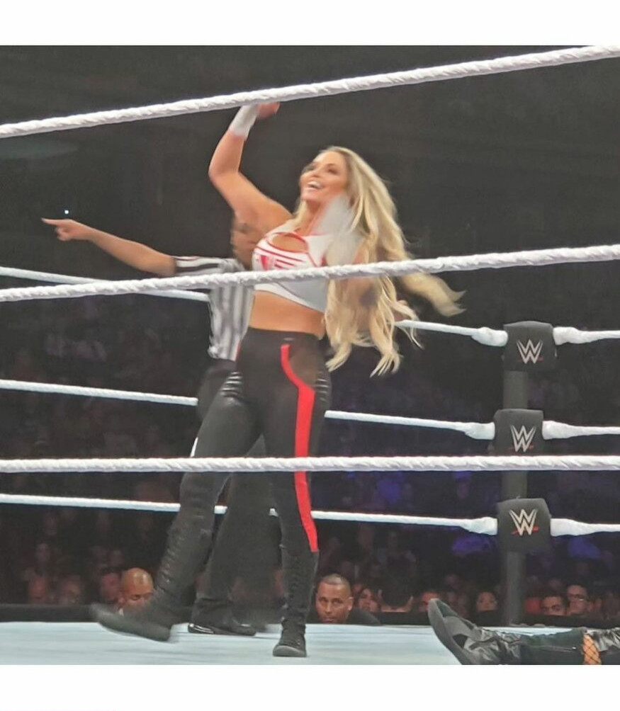 trish-stratus gallery photo #940