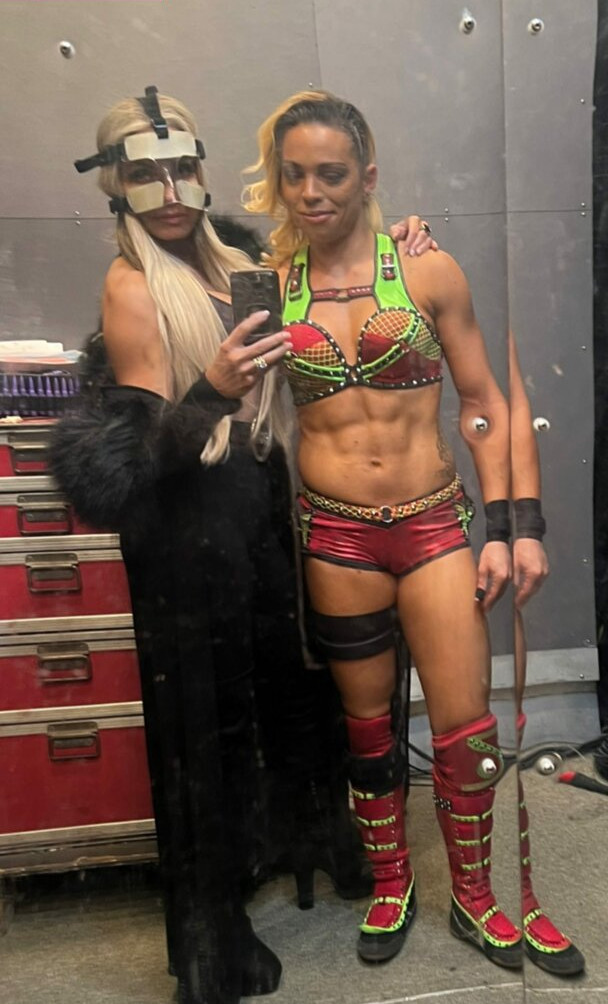 trish-stratus gallery photo #989