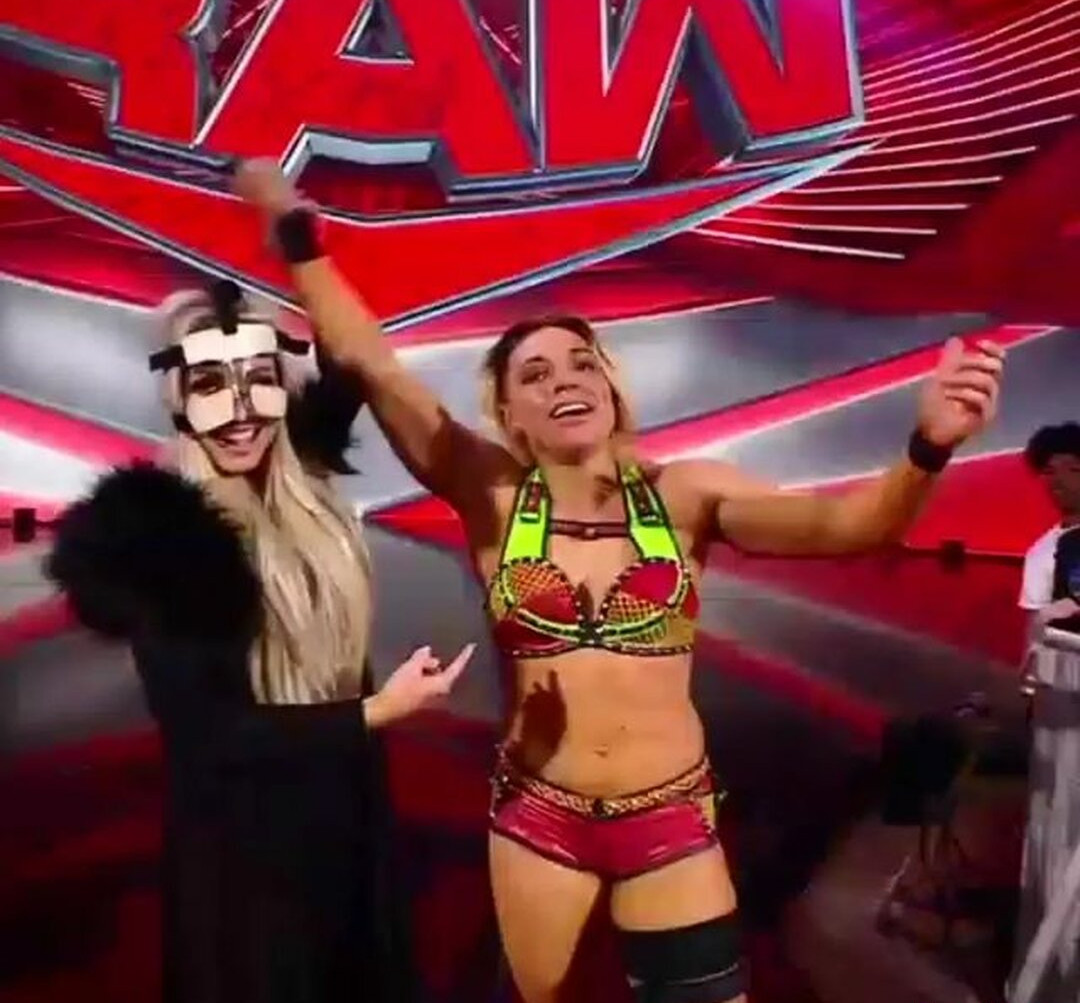 trish-stratus gallery photo #992