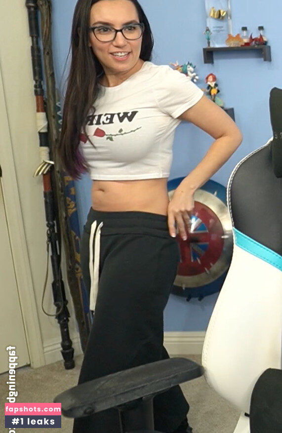 Trisha Hershberger gallery photo #165