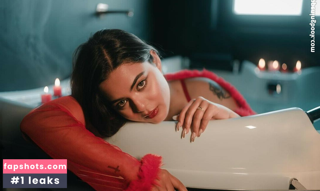 Triyasha Roy Filtración Desnuda OnlyFans Foto #2 - Fapshots