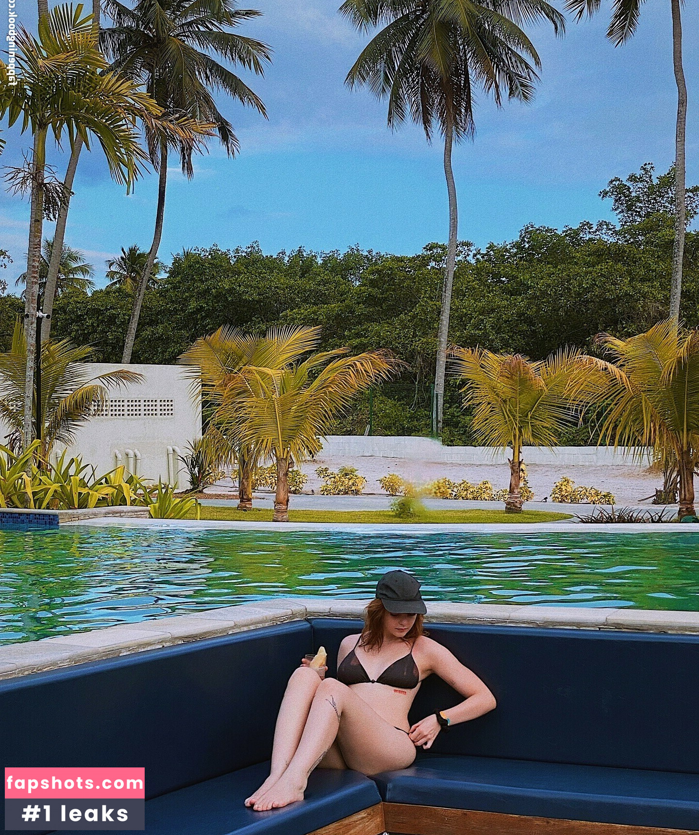 Triz Pariz gallery photo #11