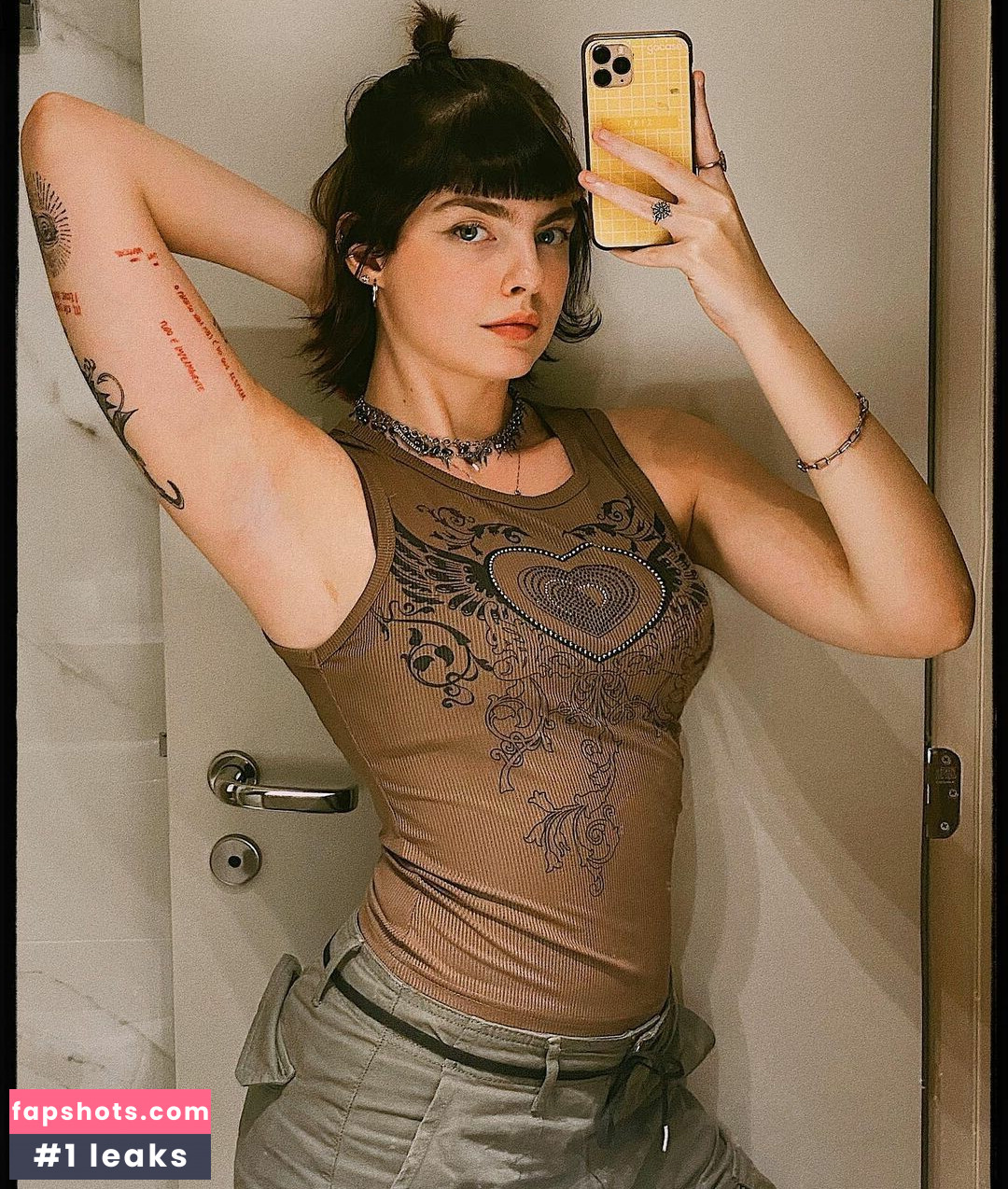 Triz Pariz gallery photo #15