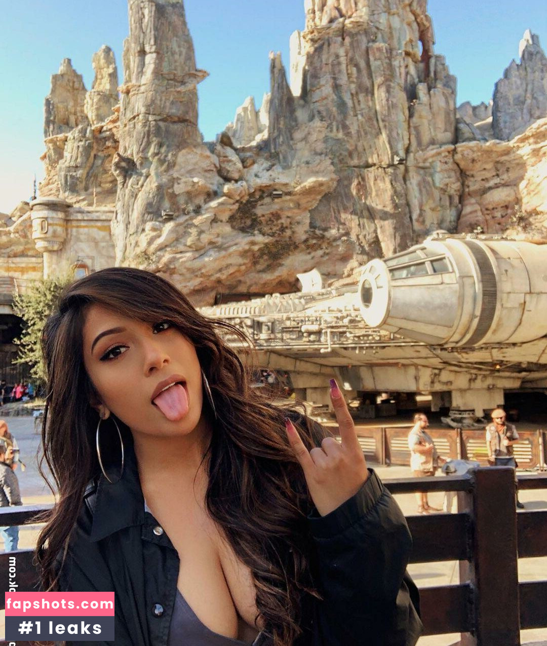 Try Channel Girls gallery photo #382