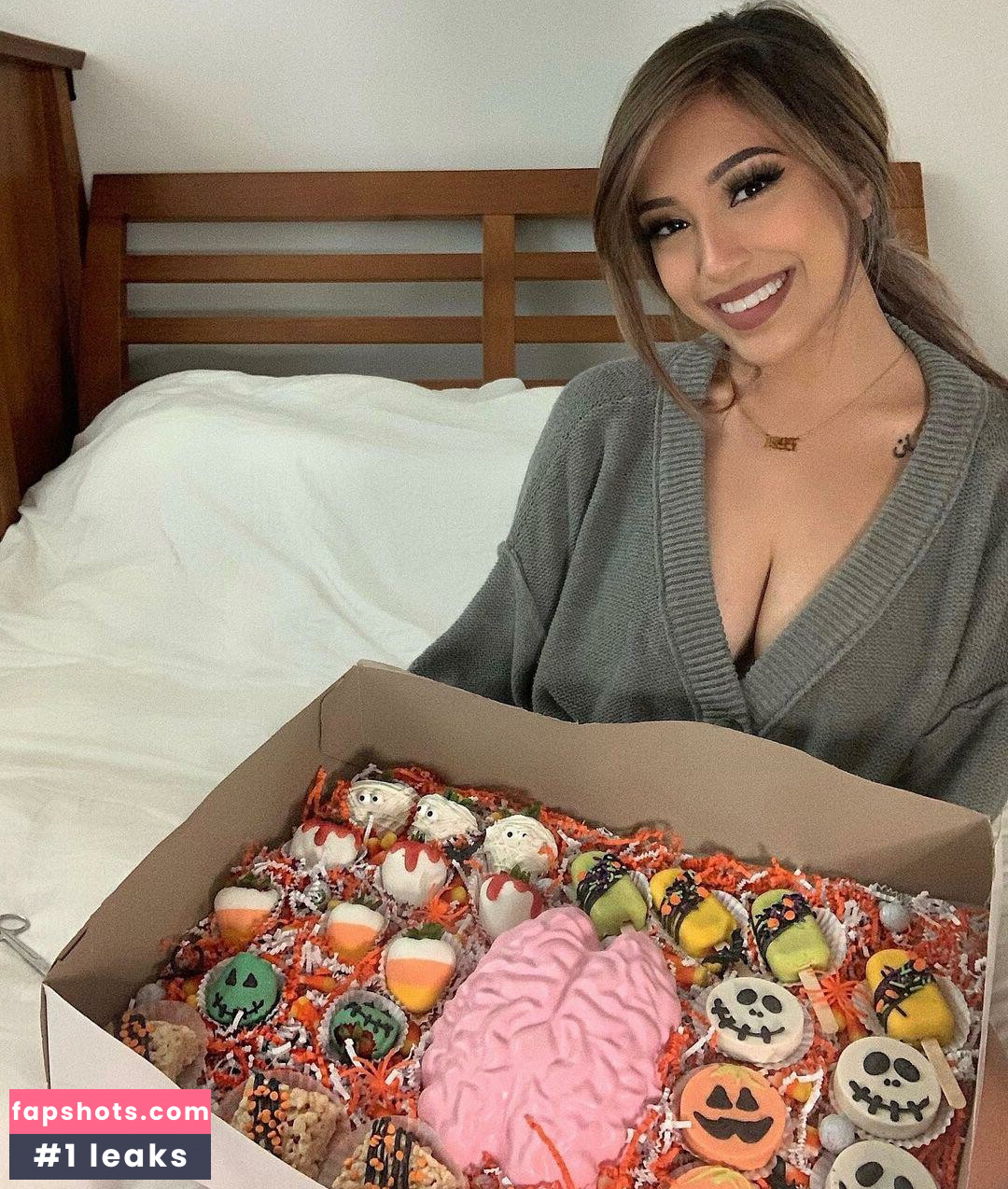 Try Channel Girls gallery photo #384