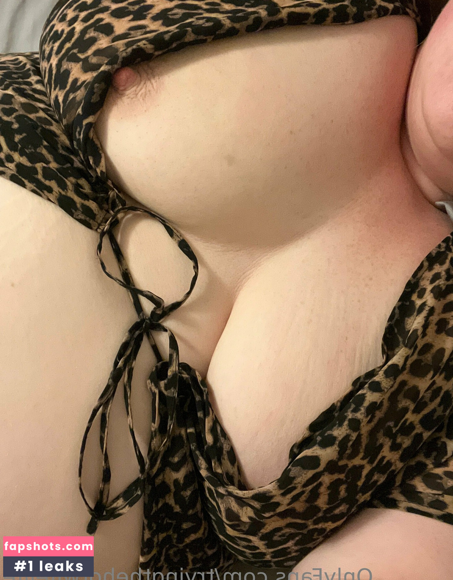 tryingthehotwifelife gallery photo #2