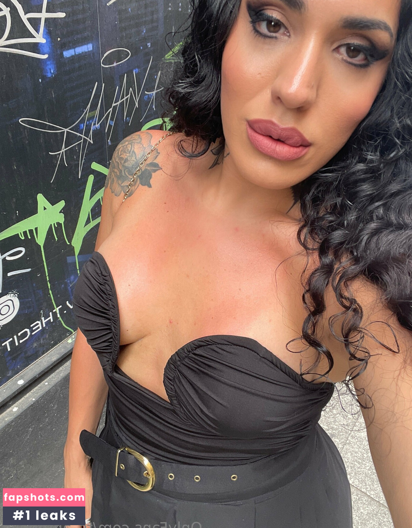 ts_antonella gallery photo #14