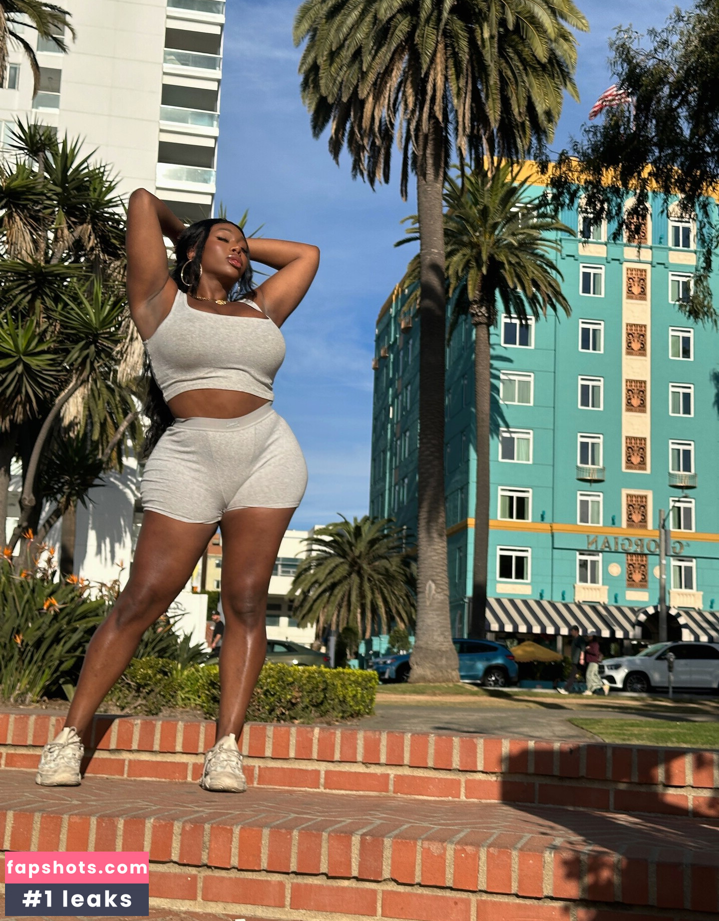 TS Sexy Kayla nude babe gallery