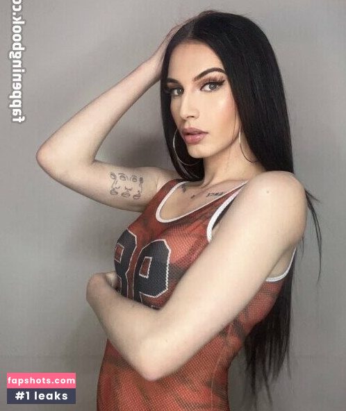 tshelenajones gallery photo #2