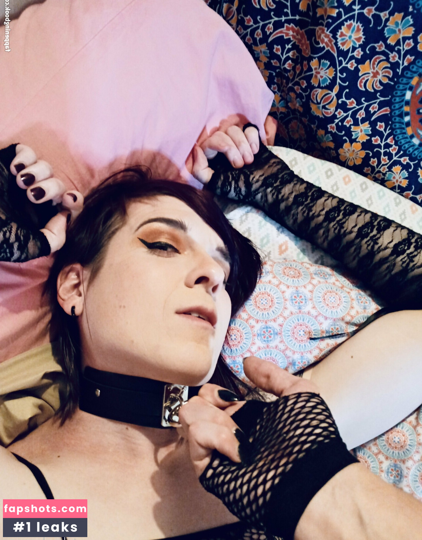 tskaelamoon gallery photo #38