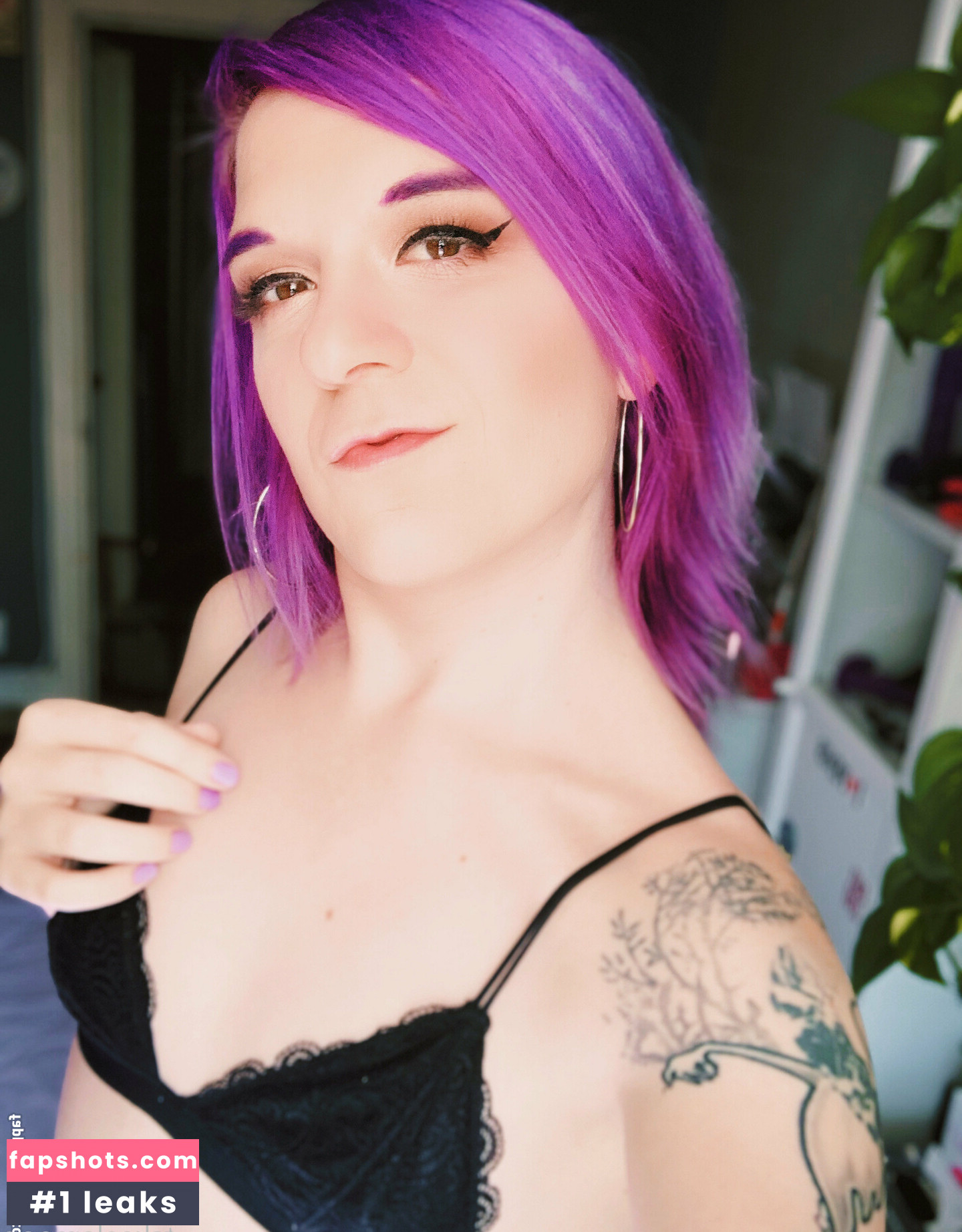 tskaelamoon gallery photo #7