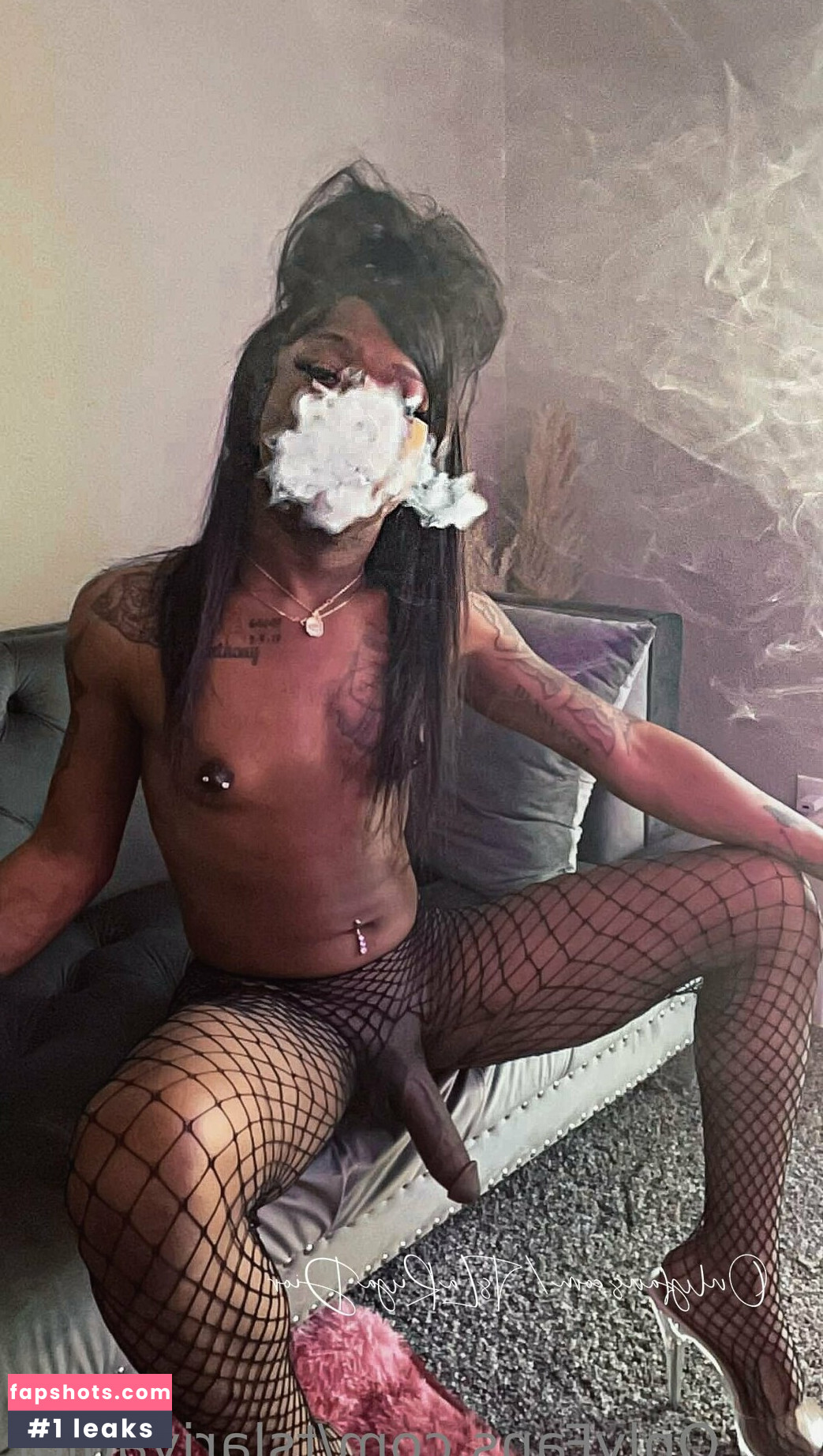 tslariyadior gallery photo #4