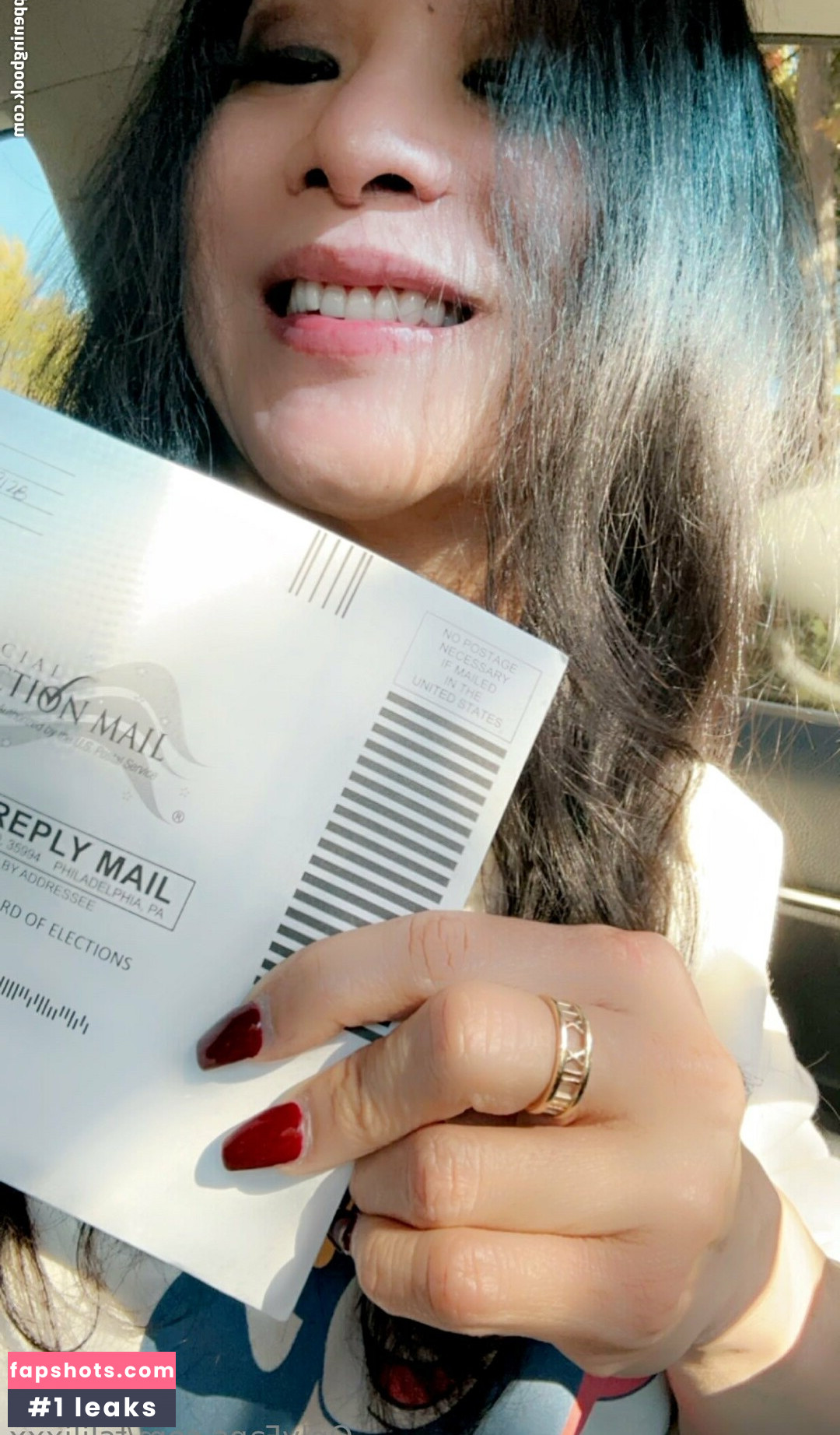 tslilixxx nude babe gallery