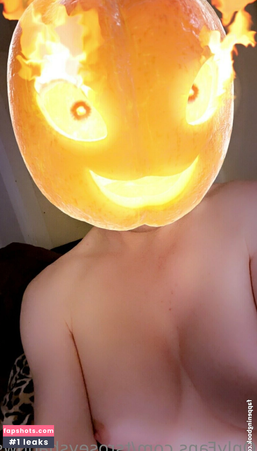 tsroseyshadows nude babe gallery