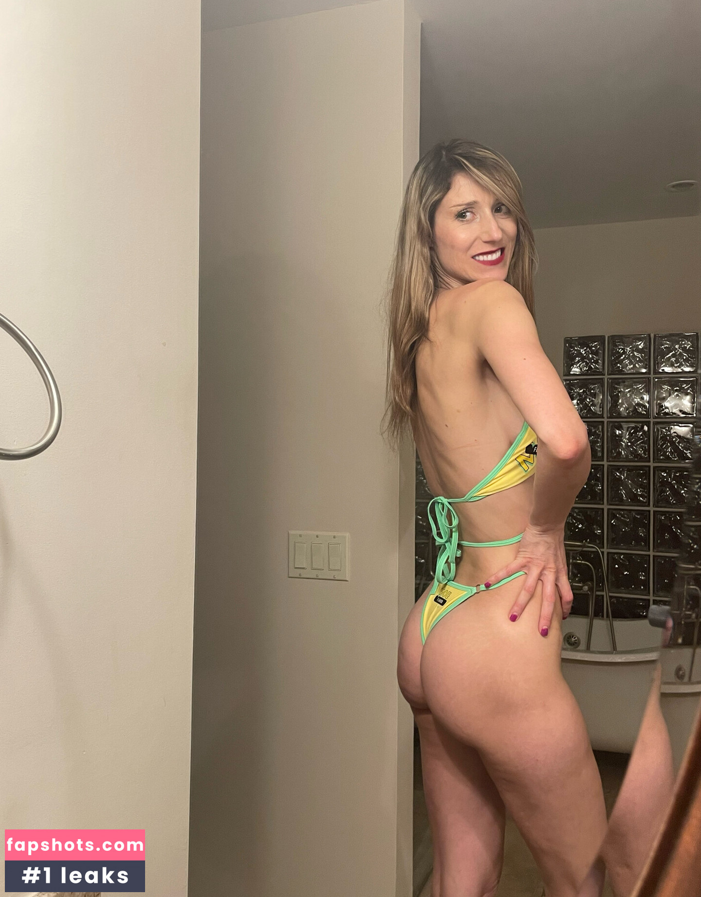 TsunadeV gallery photo #27